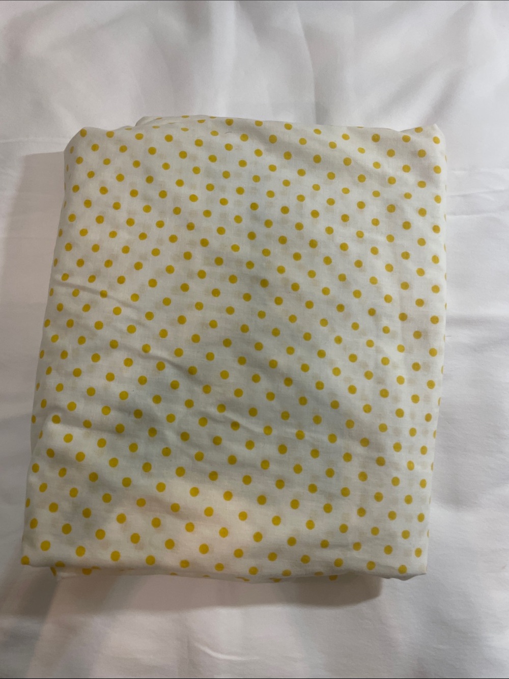 Vintage Tastemaker Muslin Yellow Polka Dot Queen Fitted Sheet